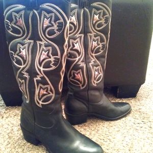 Matisse black Cowgirl boots size 8 like new